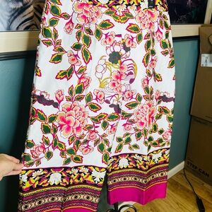Natori Garden Floral Print Capri Pants with Pink and Green Accents Size 14